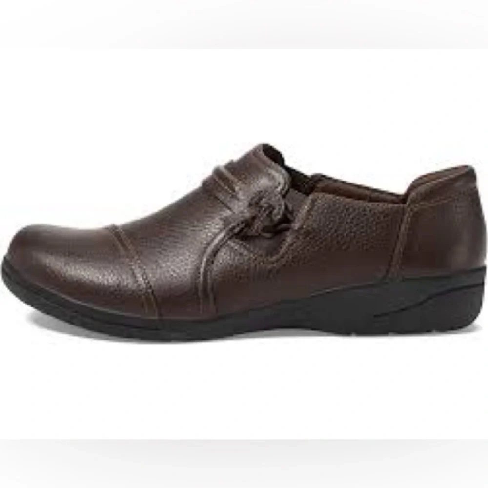 Clarks Cheyn Madi brown leather‎ slip on shoes size 10